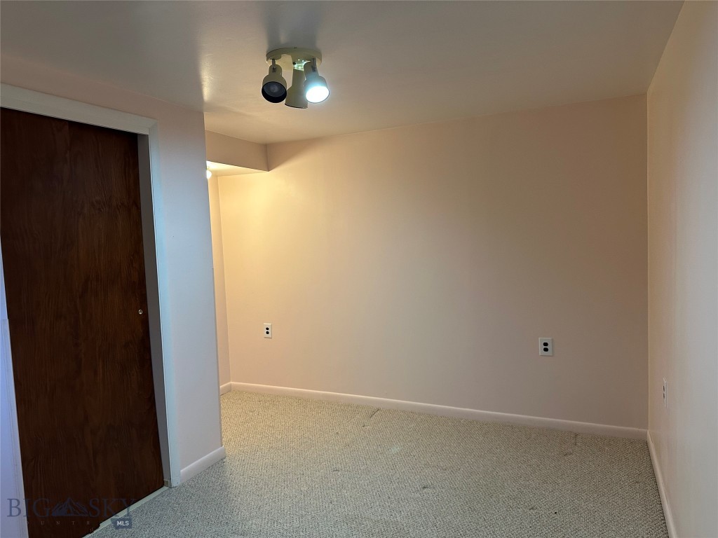 200 Burt Lane, Whitehall MT 59759