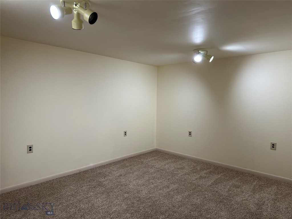200 Burt Lane, Whitehall MT 59759