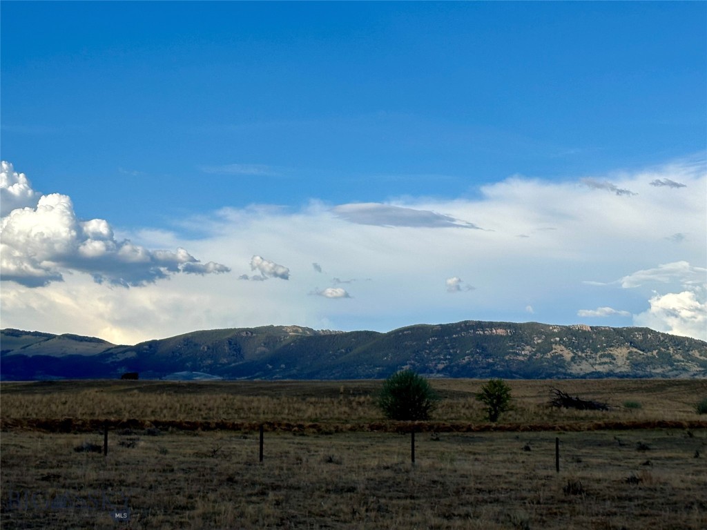 200 Burt Lane, Whitehall MT 59759