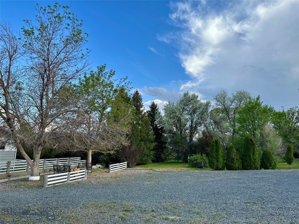 200 Burt Lane, Whitehall MT 59759