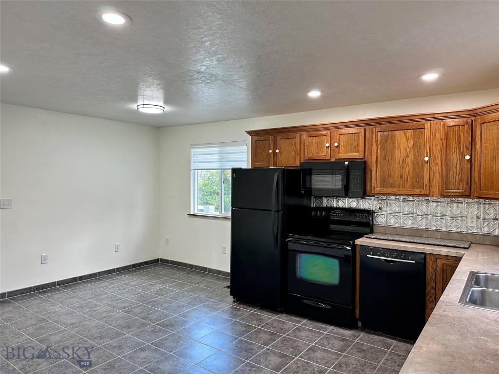 200 Burt Lane, Whitehall MT 59759