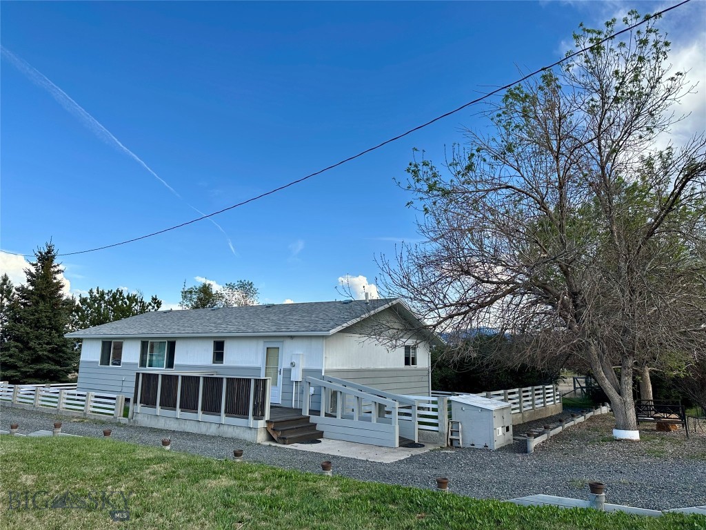 200 Burt Lane, Whitehall MT 59759