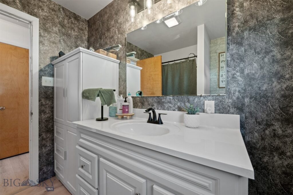 2004 W Park Avenue, Anaconda MT 59711