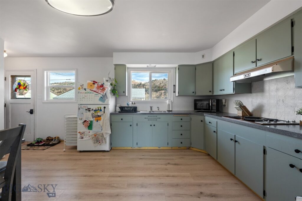 2004 W Park Avenue, Anaconda MT 59711