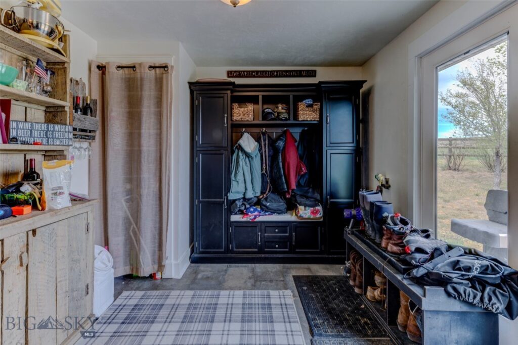 202 Fiddle Creek Road, Livingston MT 59047