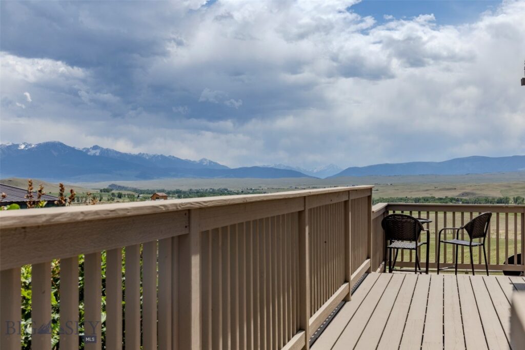 202 Fiddle Creek Road, Livingston MT 59047