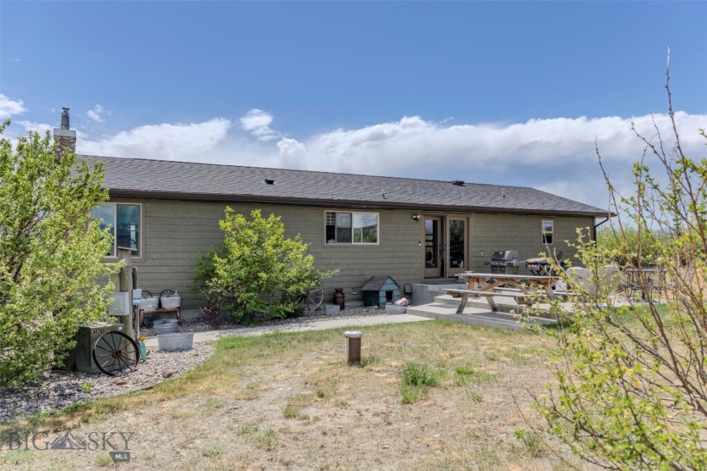 202 Fiddle Creek Road, Livingston MT 59047