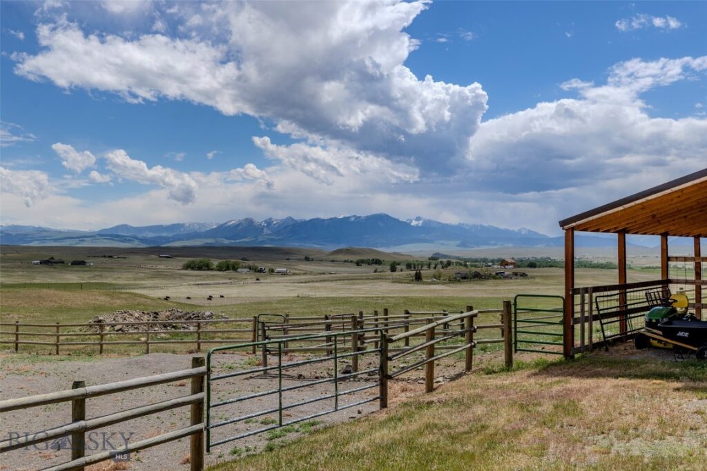 202 Fiddle Creek Road, Livingston MT 59047