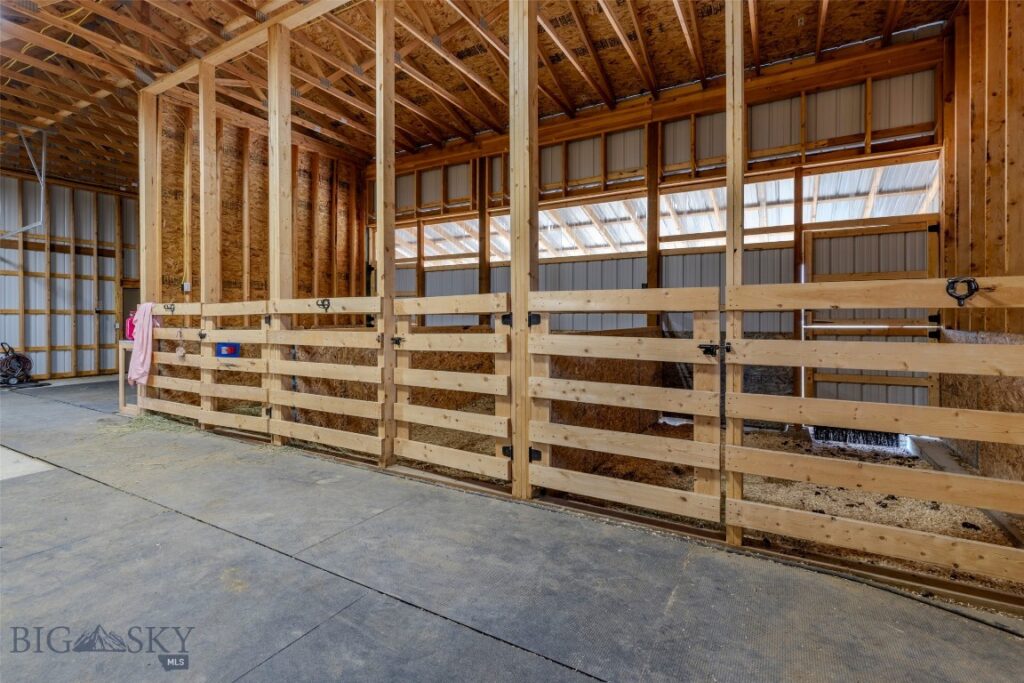 202 Fiddle Creek Road, Livingston MT 59047