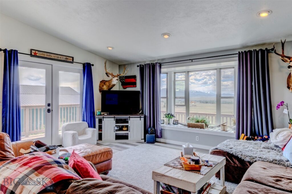 202 Fiddle Creek Road, Livingston MT 59047