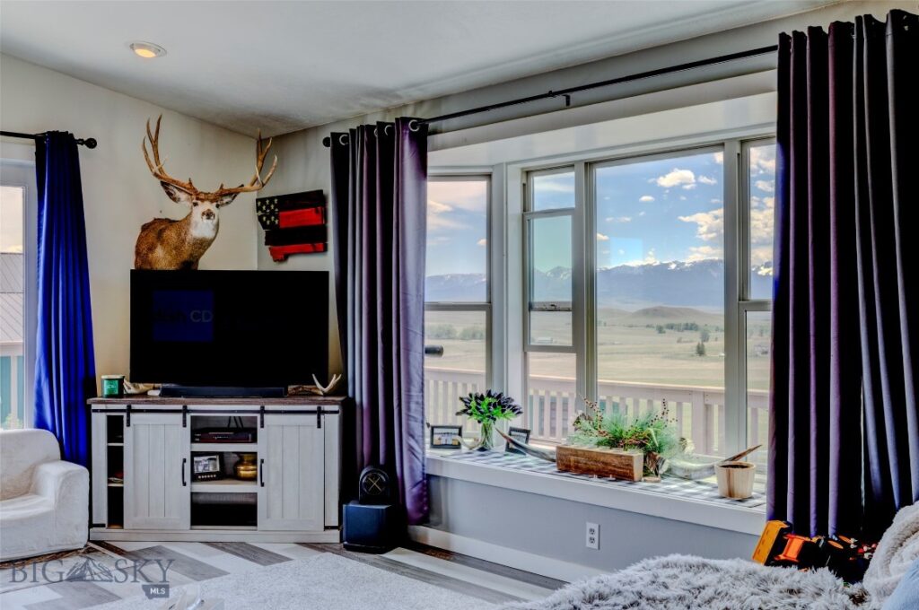202 Fiddle Creek Road, Livingston MT 59047