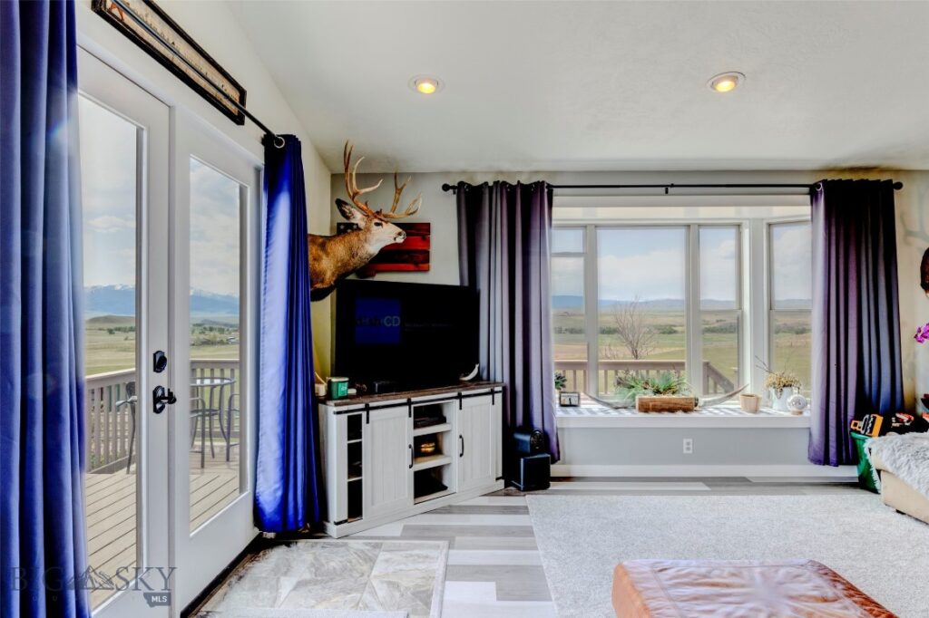202 Fiddle Creek Road, Livingston MT 59047