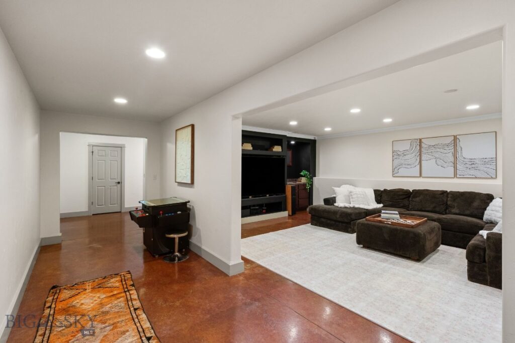 203 Alton Way, Bozeman MT 59718