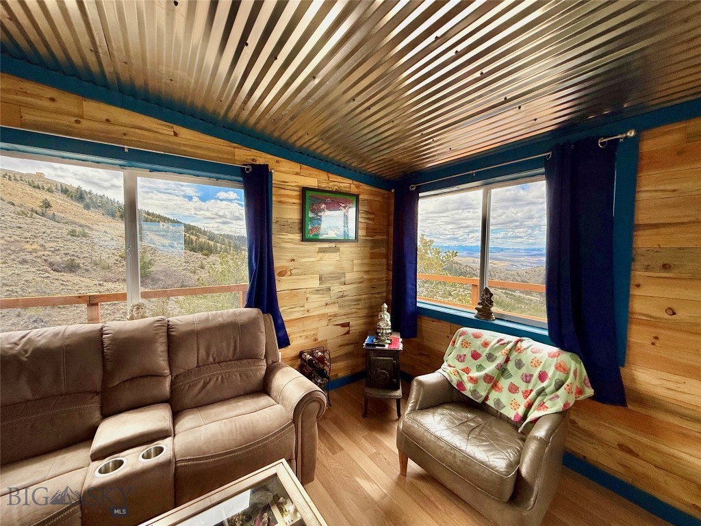 20590 Pole Gulch Road, Three Forks MT 59752
