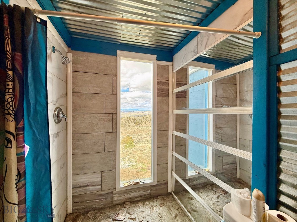 20590 Pole Gulch Road, Three Forks MT 59752