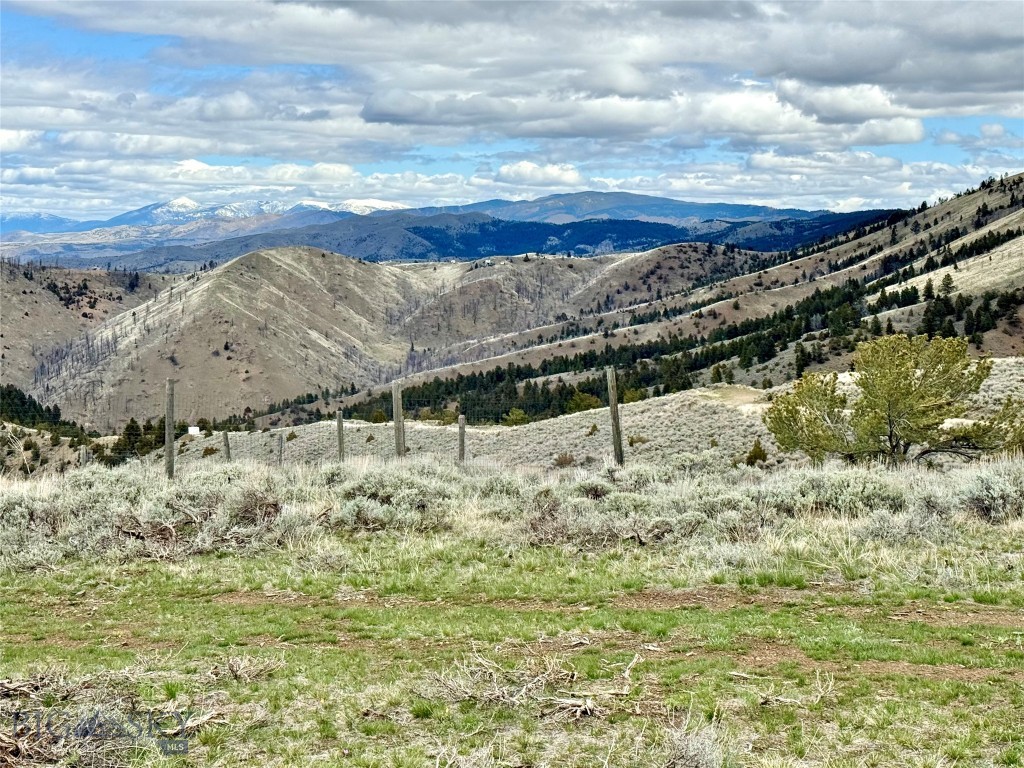 20590 Pole Gulch Road, Three Forks MT 59752