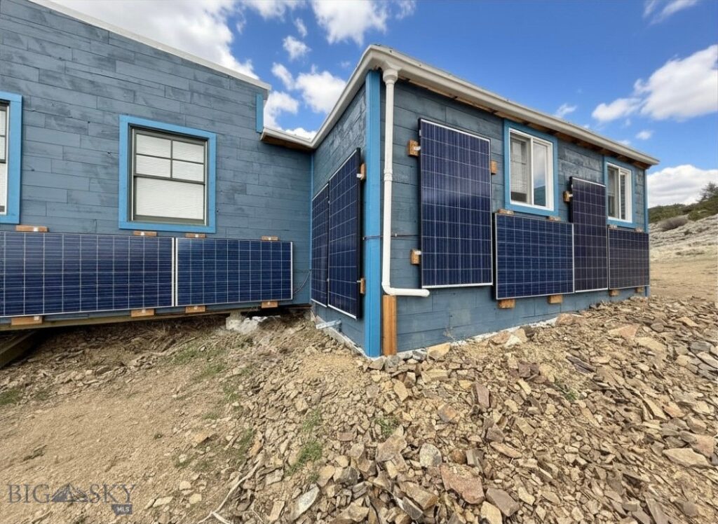 20590 Pole Gulch Road, Three Forks MT 59752