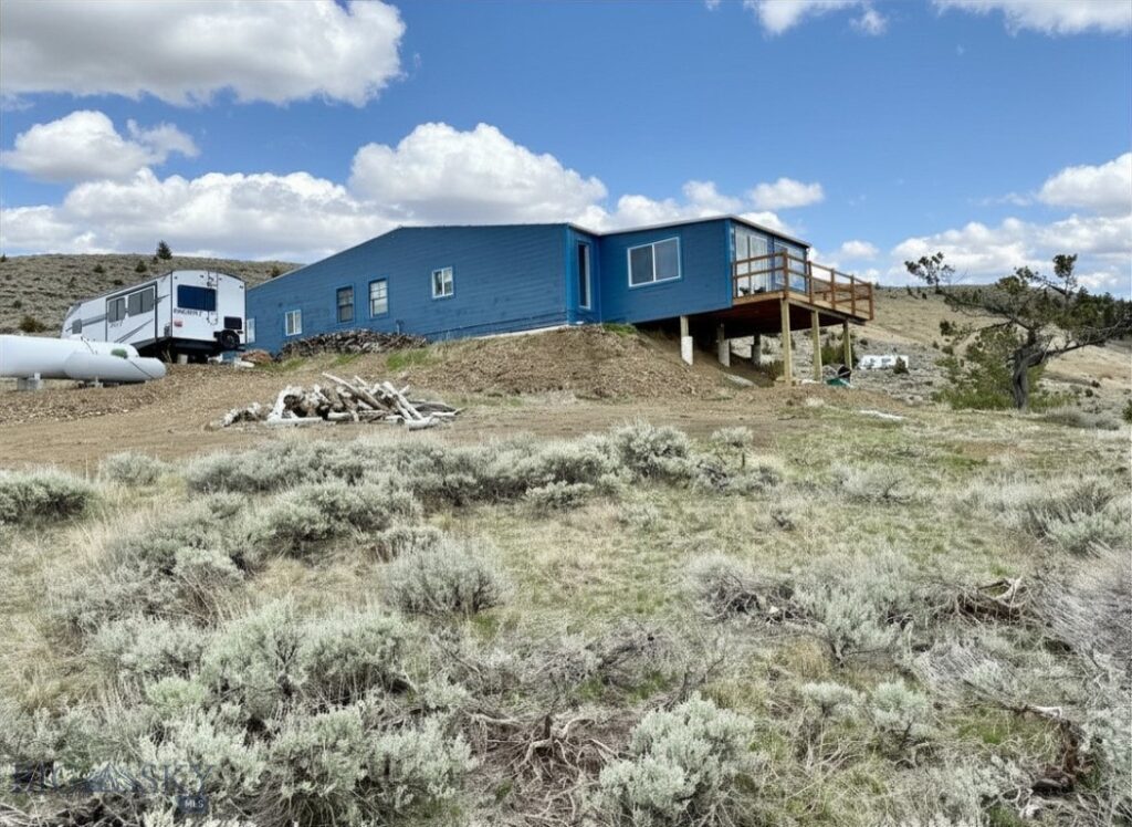 20590 Pole Gulch Road, Three Forks MT 59752