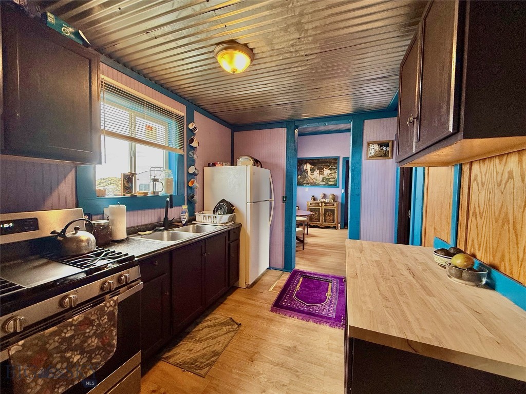 20590 Pole Gulch Road, Three Forks MT 59752