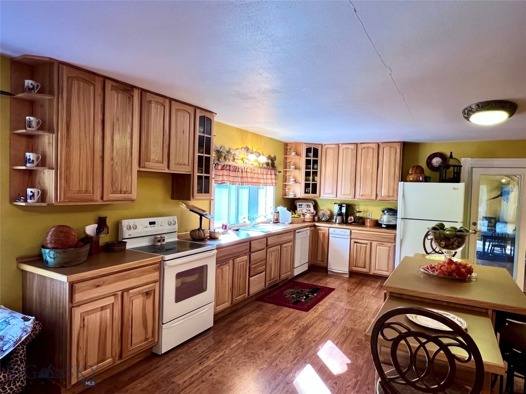 208 4th, Lincoln MT 59639