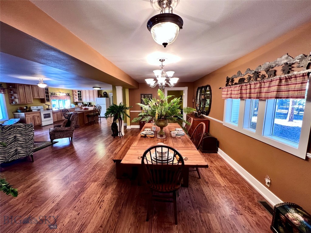 208 4th, Lincoln MT 59639