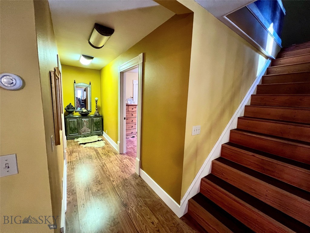 208 4th, Lincoln MT 59639