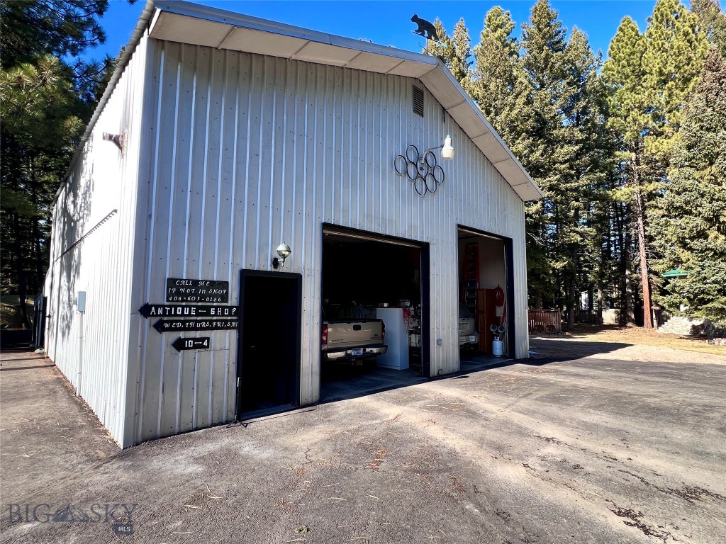 208 4th, Lincoln MT 59639