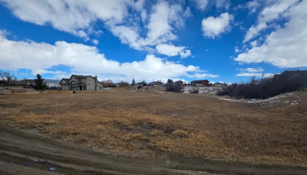 208 W 4th street, Clyde Park MT 59018