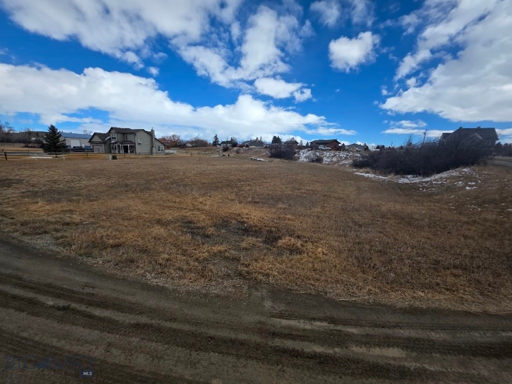 208 W 4th street, Clyde Park MT 59018