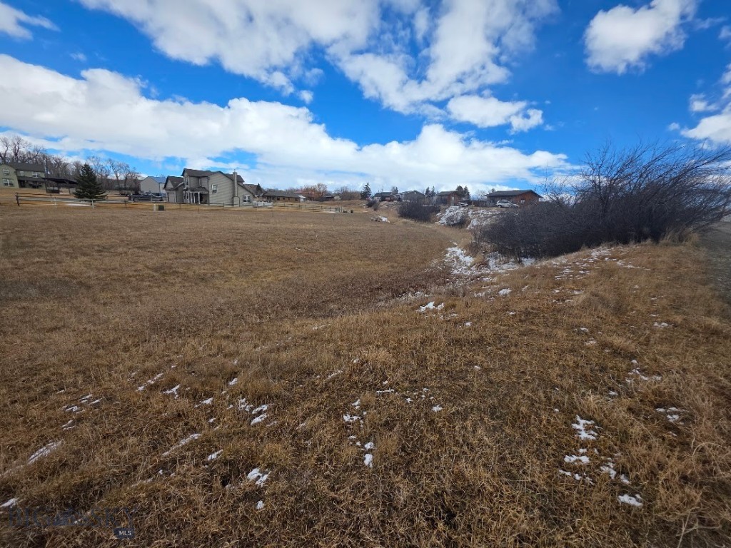 208 W 4th street, Clyde Park MT 59018