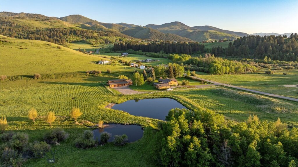 2081 Little Bear Road, Gallatin Gateway MT 59730