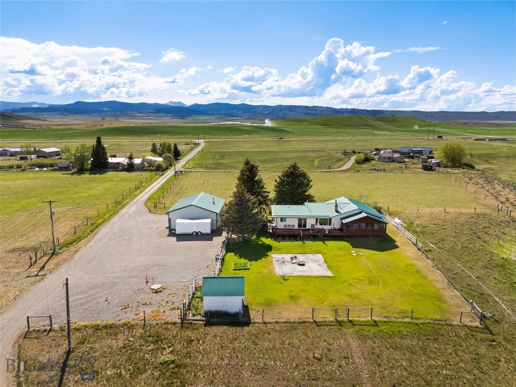 21 Mcpherson Lane, Wilsall MT 59086