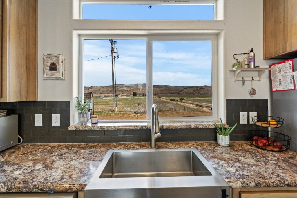 2117 Nixon Gulch Road, Manhattan MT 59741