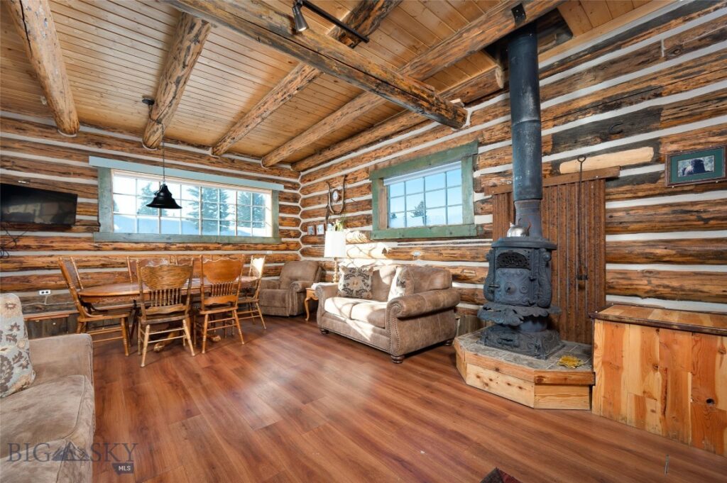 212 Hebgen Lodge Road, West Yellowstone MT 59758