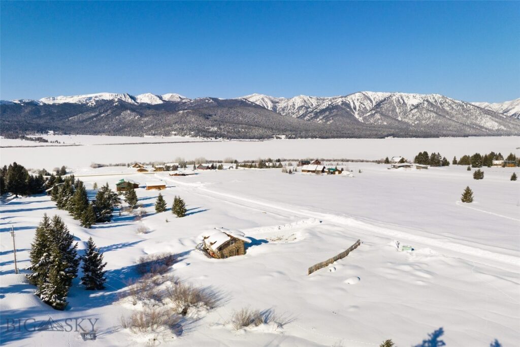 212 Hebgen Lodge Road, West Yellowstone MT 59758