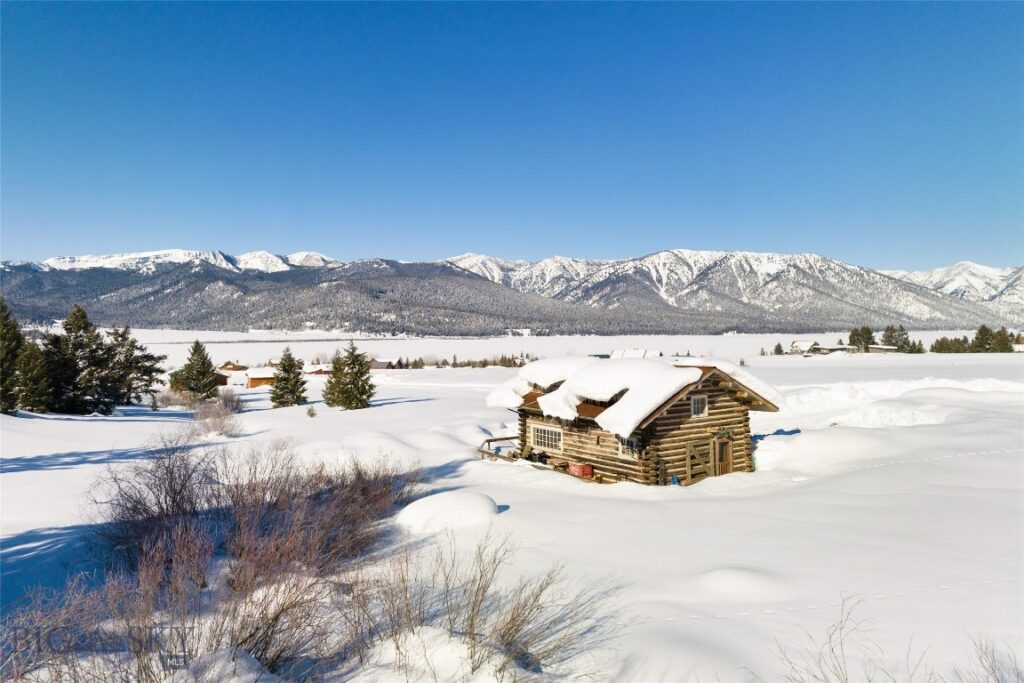212 Hebgen Lodge Road, West Yellowstone MT 59758