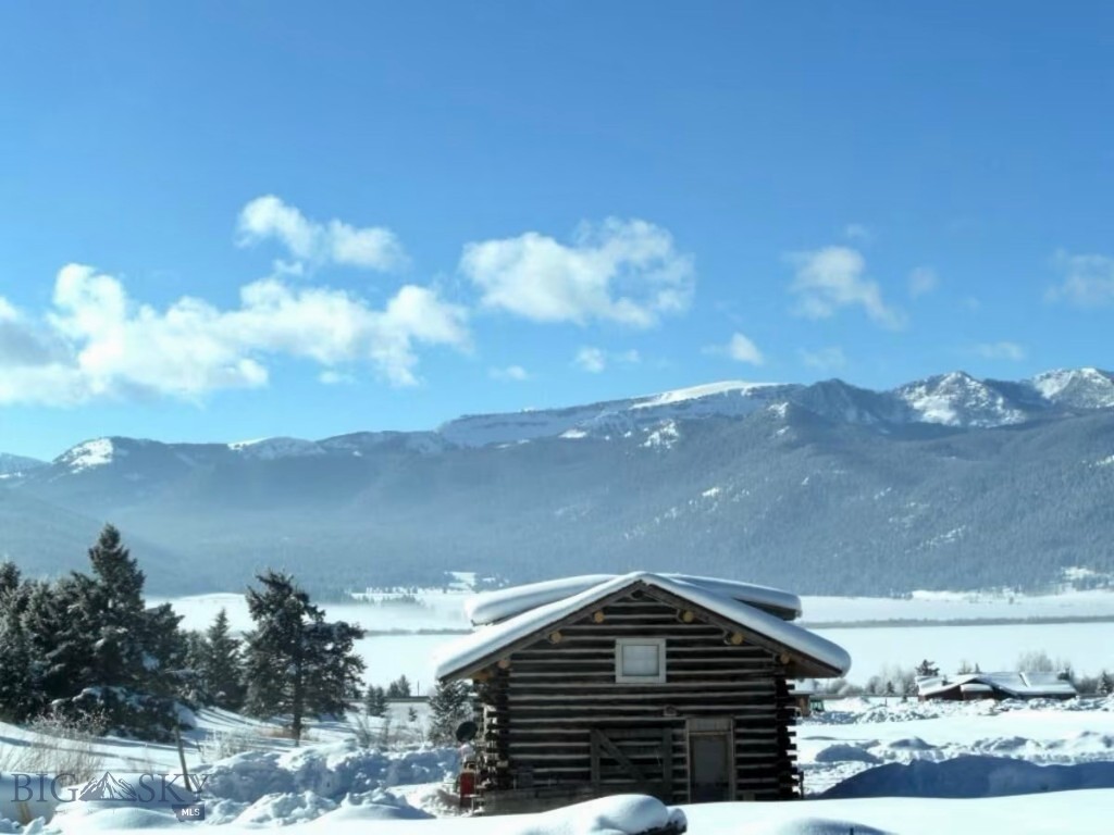 212 Hebgen Lodge Road, West Yellowstone MT 59758