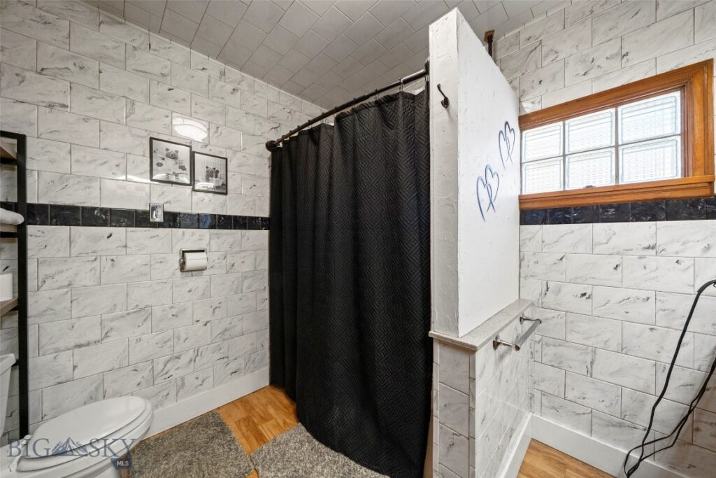 2124 Roberts, Butte MT 59701