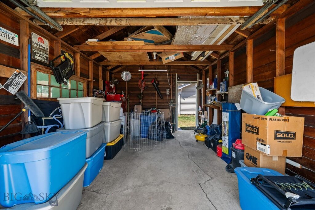 2124 Roberts, Butte MT 59701