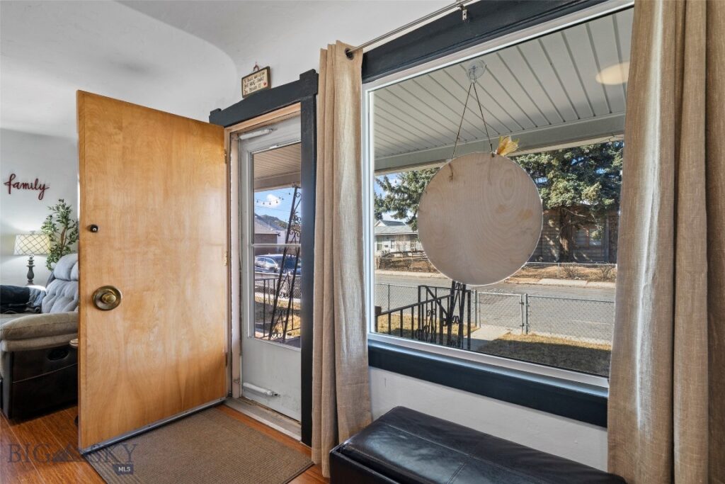 2124 Roberts, Butte MT 59701