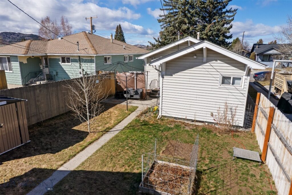 2124 Roberts, Butte MT 59701