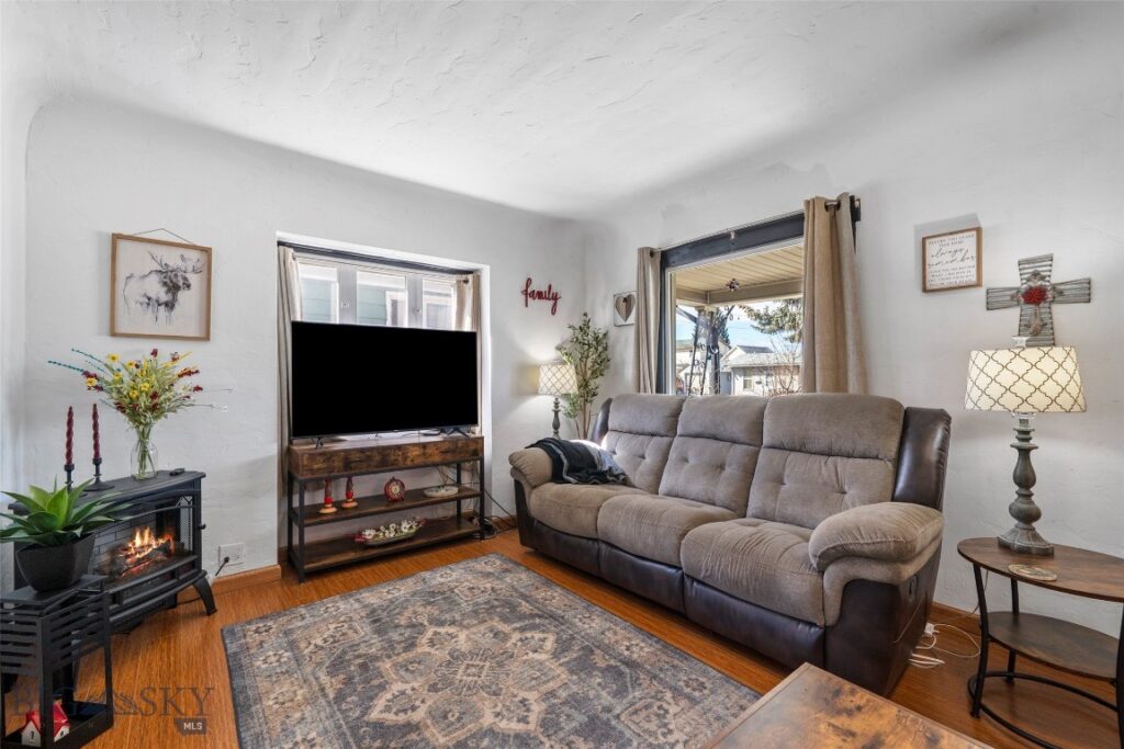 2124 Roberts, Butte MT 59701