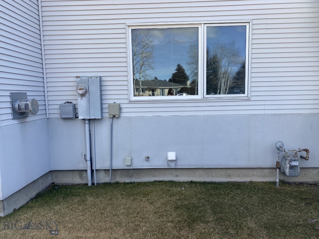 222 Aspen Loop, Butte MT 59701