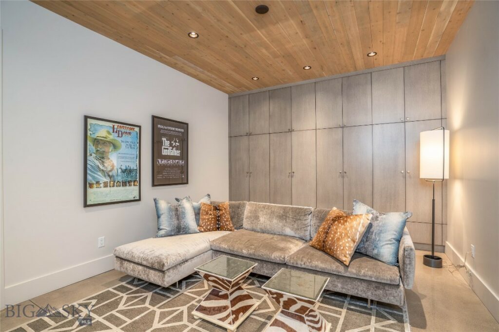 225 Alpen Strasse Street, Bozeman MT 59715