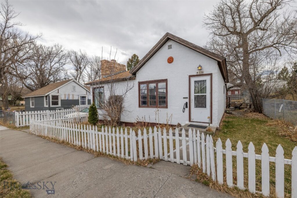 226 S E Street, Livingston MT 59047
