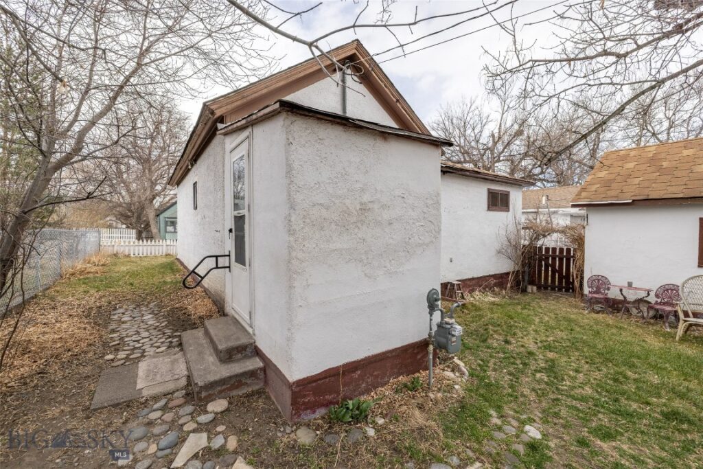 226 S E Street, Livingston MT 59047