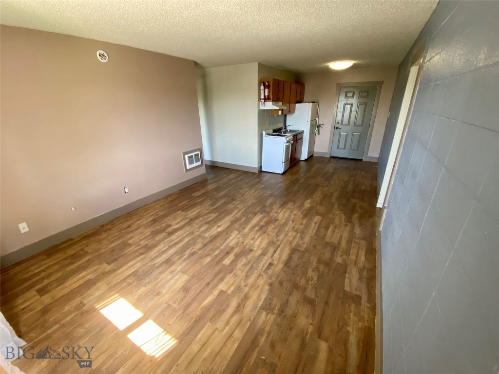 229 2nd Avenue SE, Cut Bank MT 59427