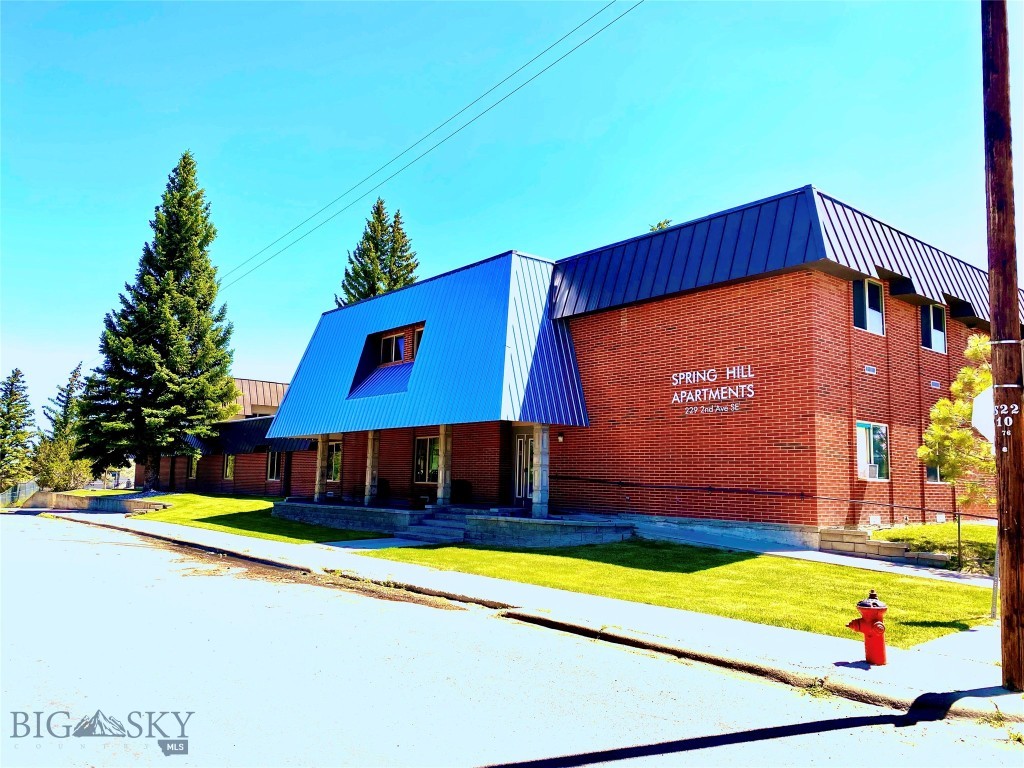 229 2nd Avenue SE, Cut Bank MT 59427