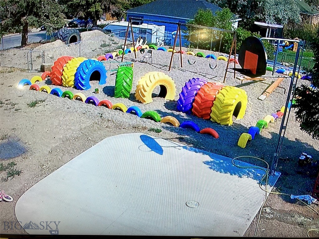 229 2nd Avenue SE, Cut Bank MT 59427