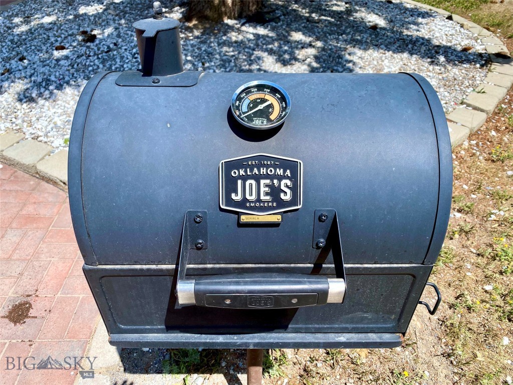 229 2nd Avenue SE, Cut Bank MT 59427